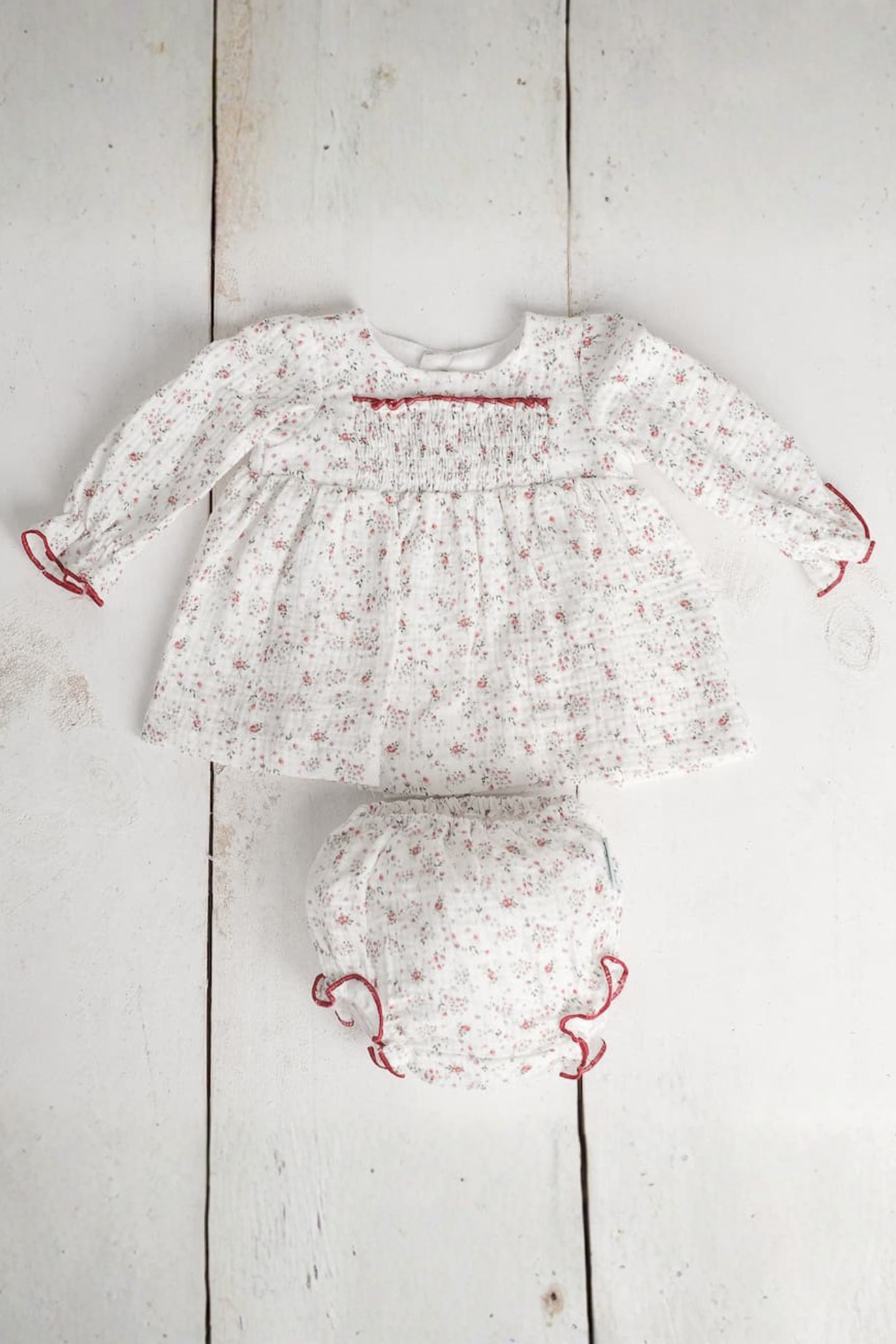 Jesusin Bambina Rosa