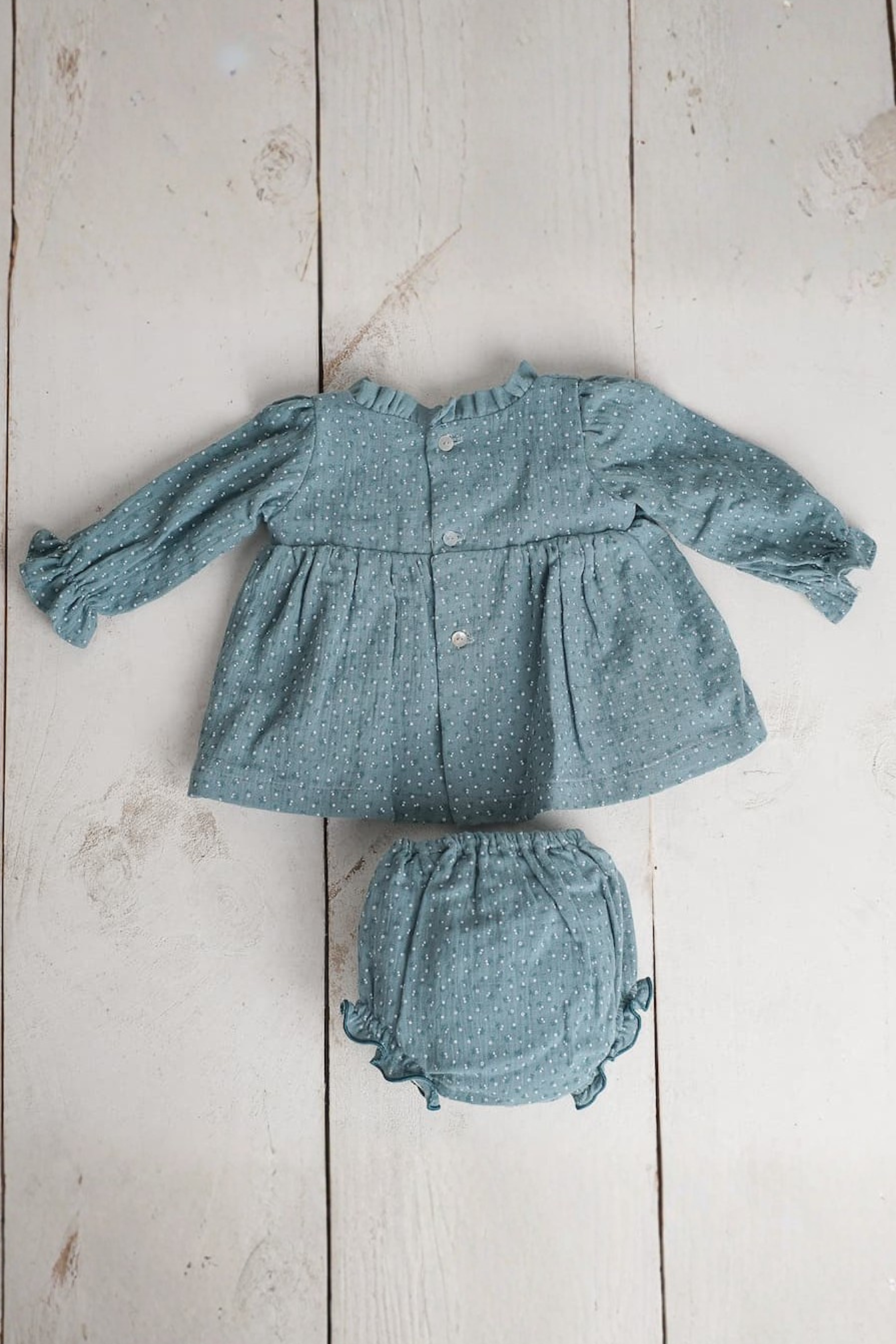 Jesusin Boble Verde Florecitas